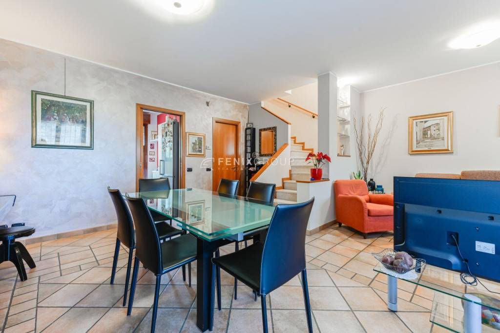casa indipendente in vendita a Segrate