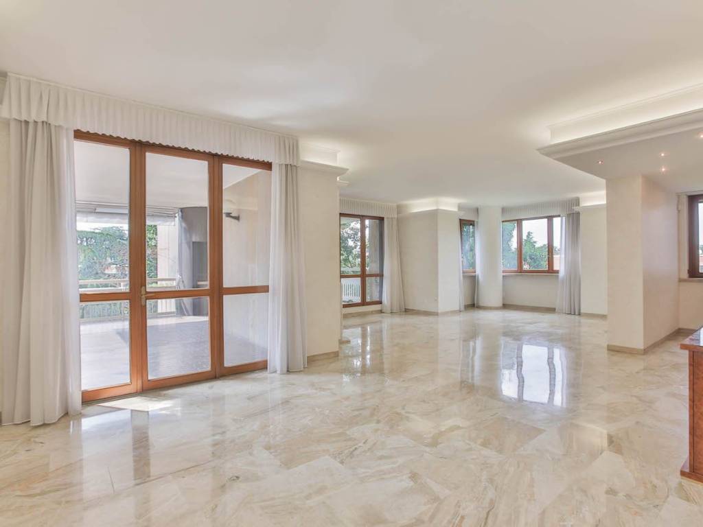 appartamento in vendita a Segrate in zona Milano 2