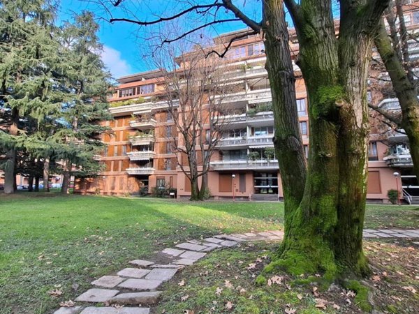 appartamento in vendita a Segrate in zona Milano 2