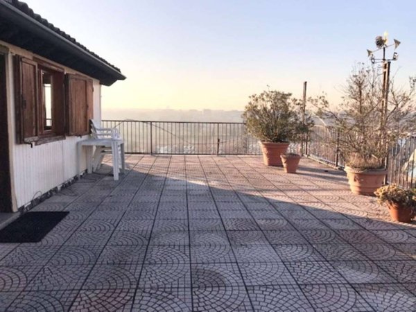 appartamento in vendita a Segrate in zona Milano 2