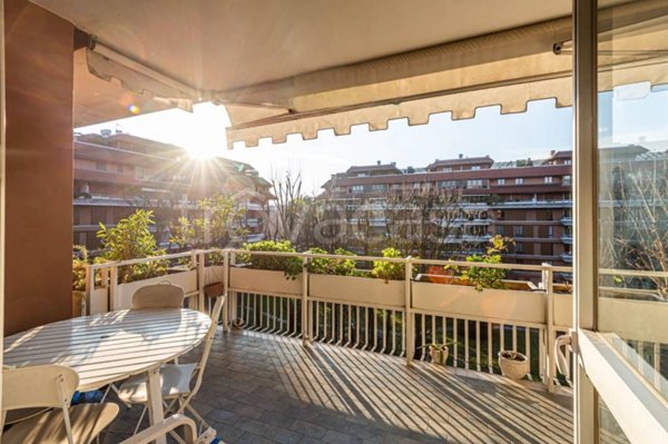 appartamento in vendita a Segrate in zona Milano 2