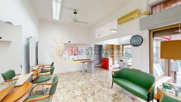 ufficio in vendita a Segrate