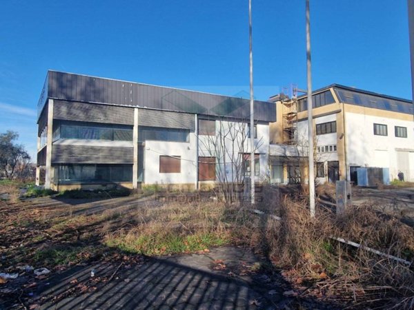 ufficio in vendita a Segrate in zona Novegro