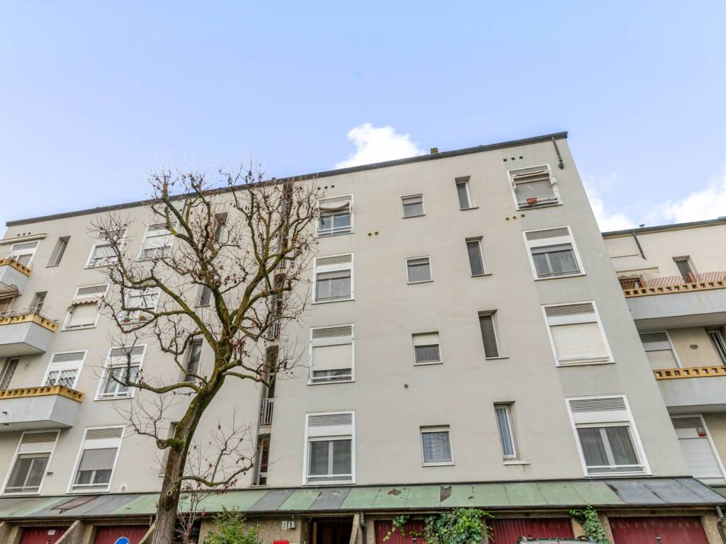 appartamento in vendita a Segrate in zona Novegro