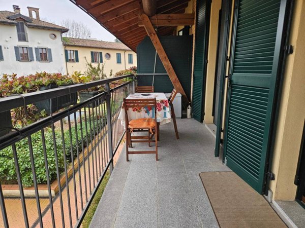 appartamento in vendita a Segrate in zona Rovagnasco