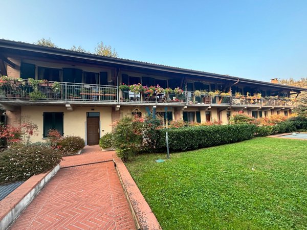 appartamento in vendita a Segrate in zona Rovagnasco