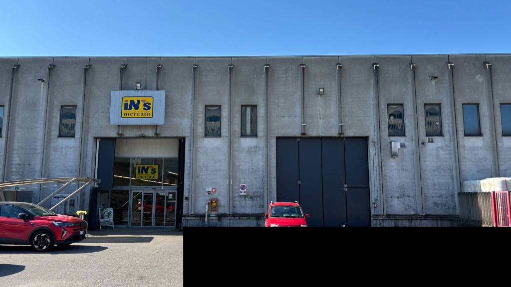 negozio in vendita a Segrate