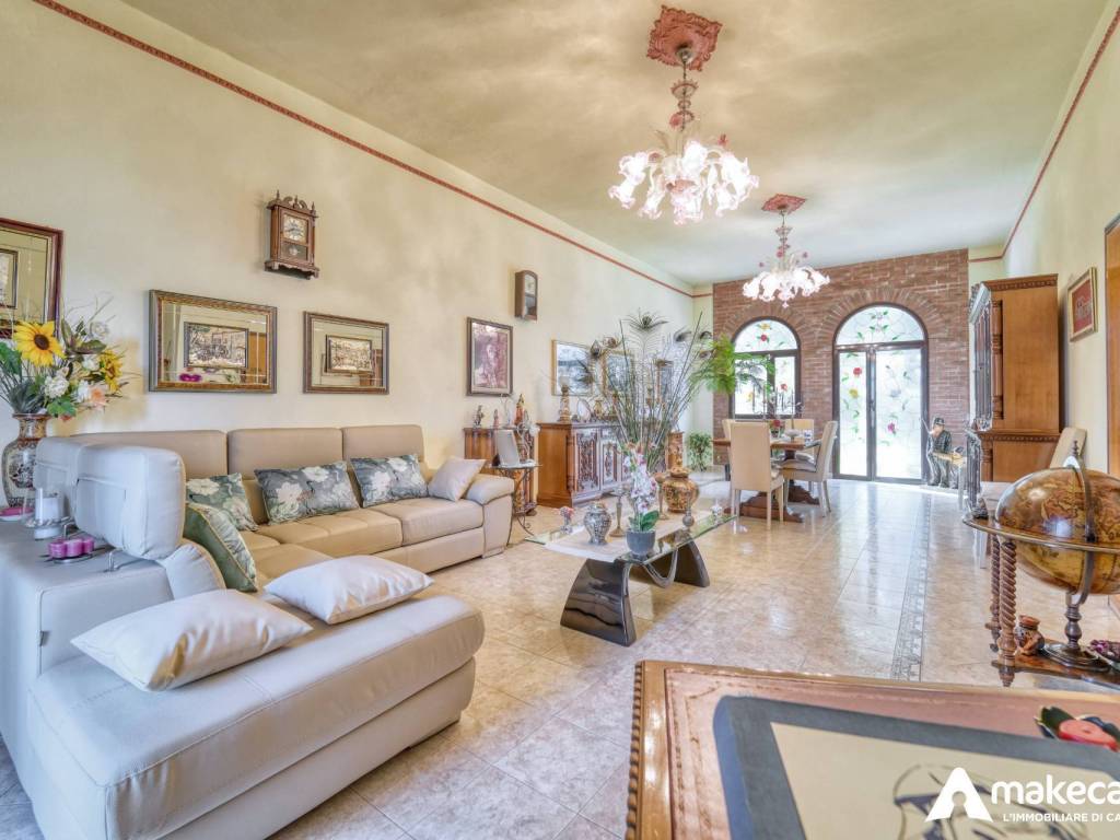 casa indipendente in vendita a Segrate