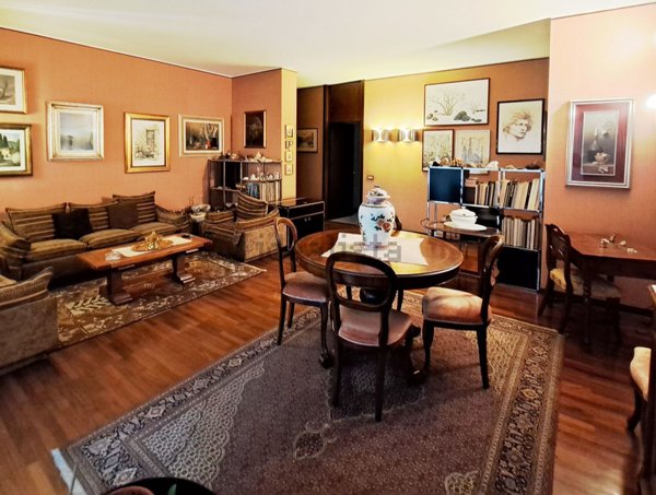 appartamento in vendita a Segrate in zona Milano 2