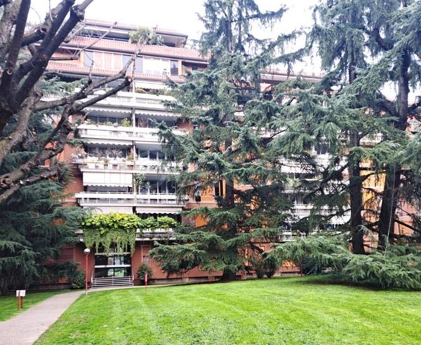 appartamento in vendita a Segrate in zona Milano 2