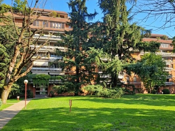 appartamento in vendita a Segrate in zona Milano 2
