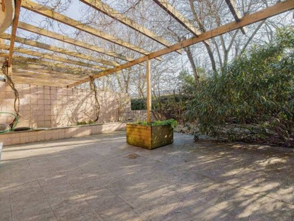 casa indipendente in vendita a Segrate