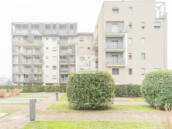 appartamento in vendita a Segrate in zona Lavanderie