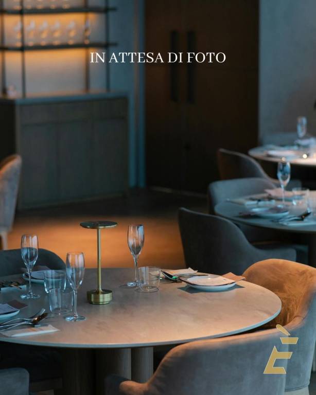 negozio in vendita a Segrate