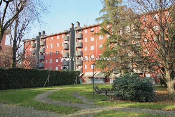 appartamento in vendita a Segrate in zona Rovagnasco