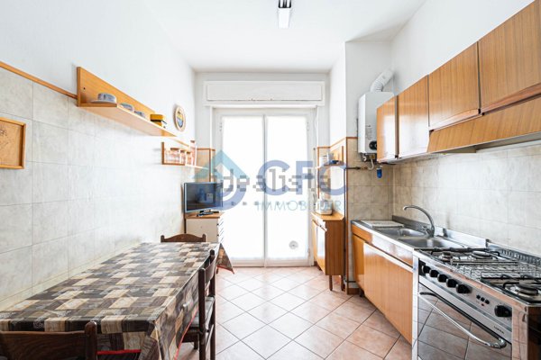 appartamento in vendita a Segrate in zona Redecesio