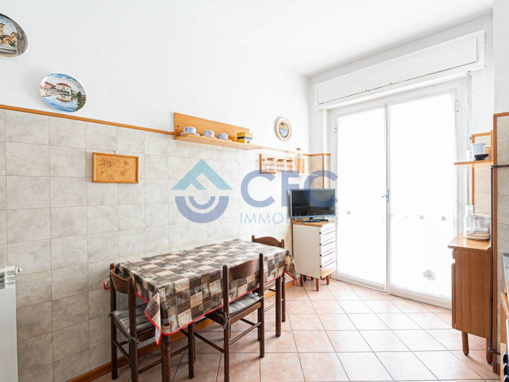 appartamento in vendita a Segrate in zona Redecesio