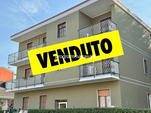 appartamento in vendita a Segrate in zona Lavanderie
