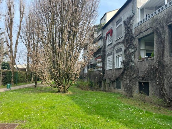 appartamento in vendita a Segrate in zona Milano San Felice