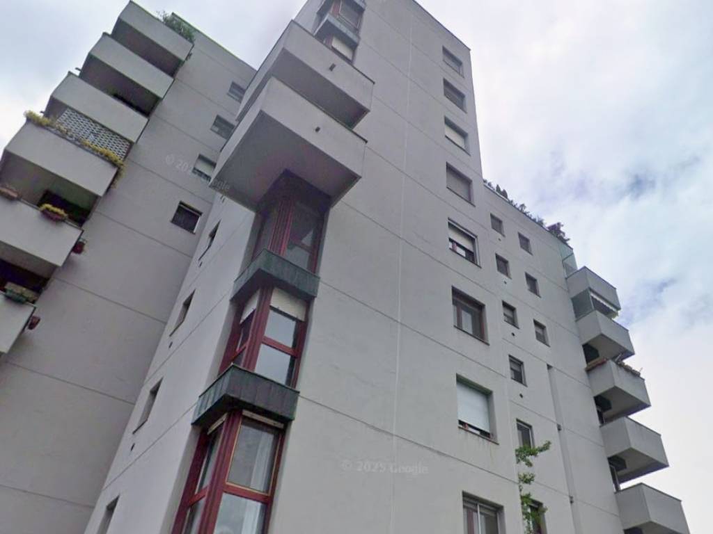 appartamento in vendita a Segrate in zona Novegro