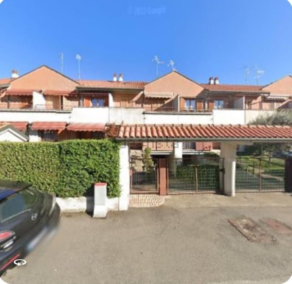 casa indipendente in vendita a Segrate