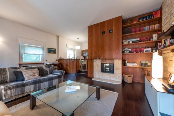 casa indipendente in vendita a Segrate in zona Milano San Felice