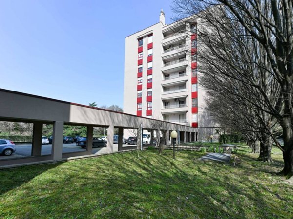 appartamento in vendita a Segrate in zona Lavanderie