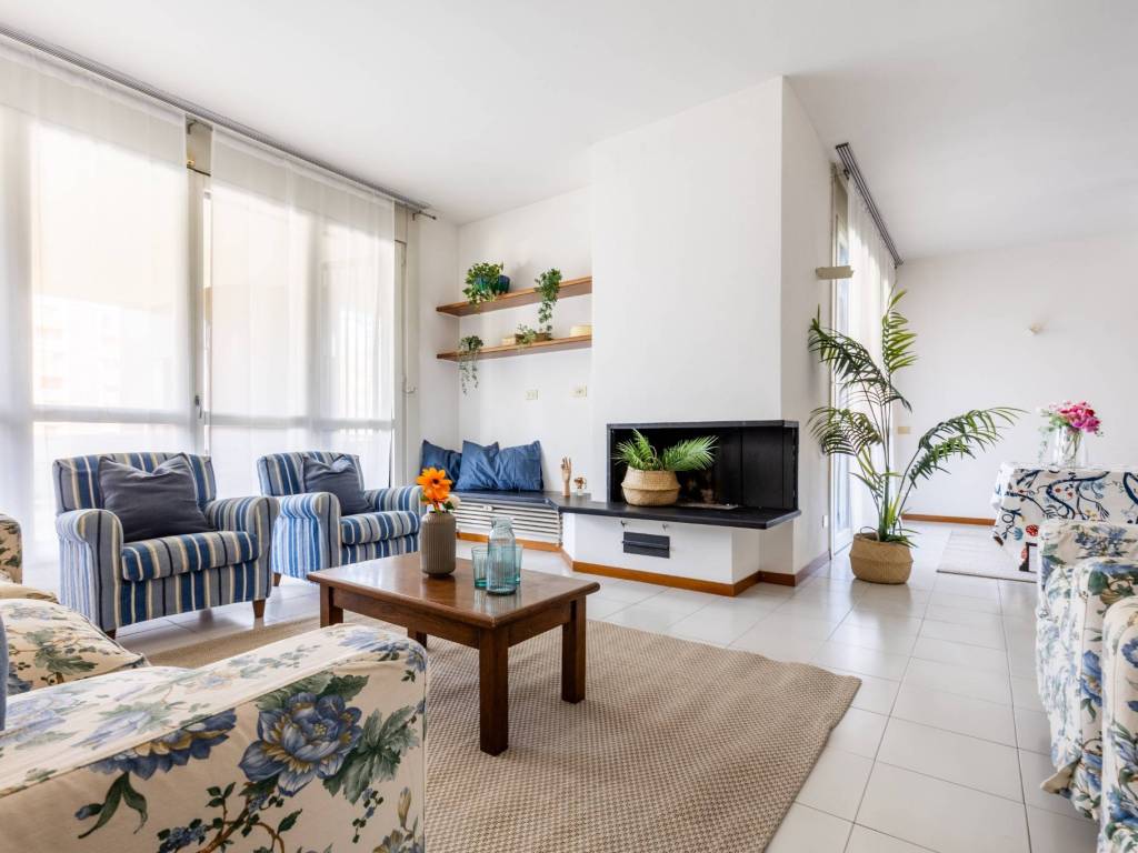 appartamento in vendita a Segrate in zona Milano 2