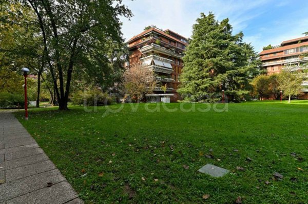 appartamento in vendita a Segrate in zona Milano 2