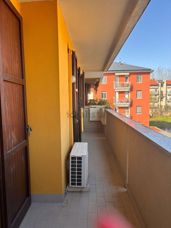 appartamento in vendita a Segrate in zona Novegro