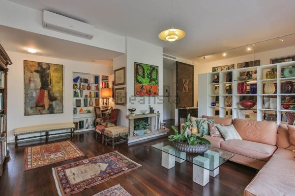 appartamento in vendita a Segrate in zona Milano 2