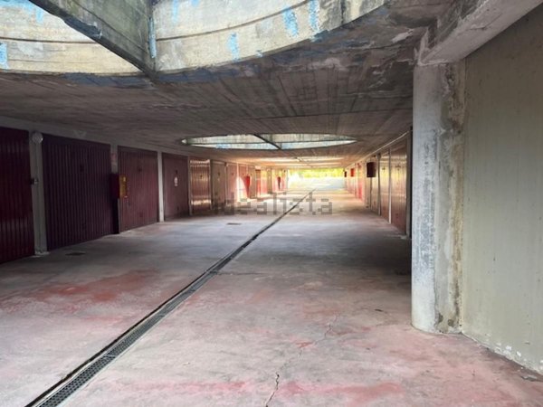 ufficio in vendita a Segrate in zona Milano San Felice