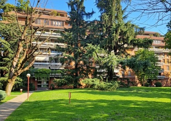 appartamento in vendita a Segrate in zona Milano 2