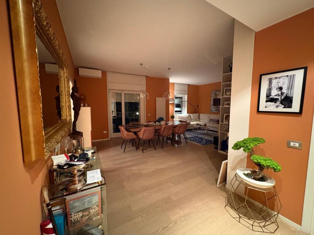 appartamento in vendita a Segrate in zona Novegro