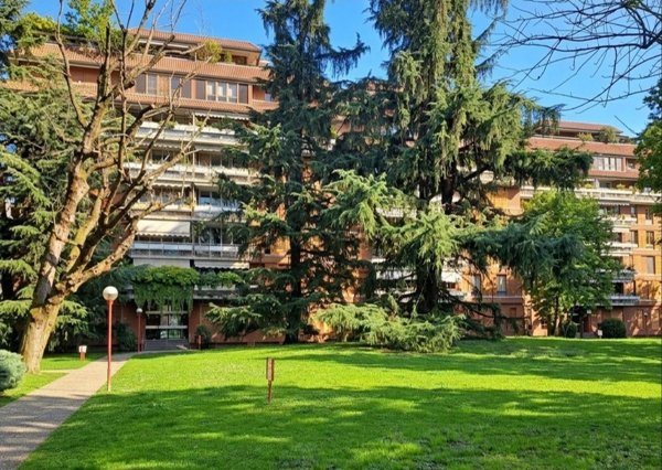 appartamento in vendita a Segrate in zona Milano 2