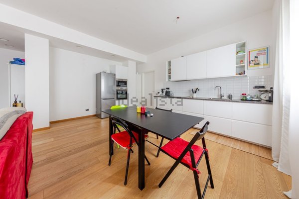 appartamento in vendita a Segrate in zona Milano San Felice