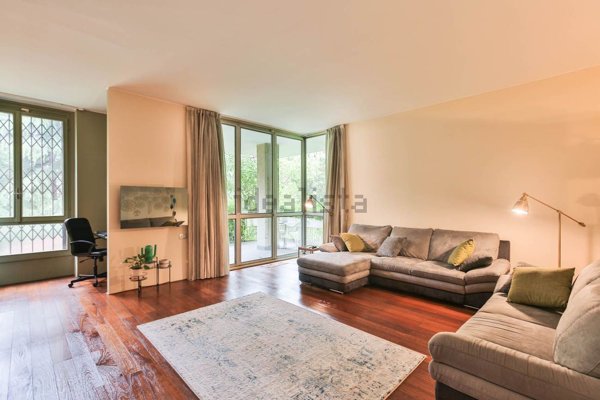 appartamento in vendita a Segrate in zona Milano 2