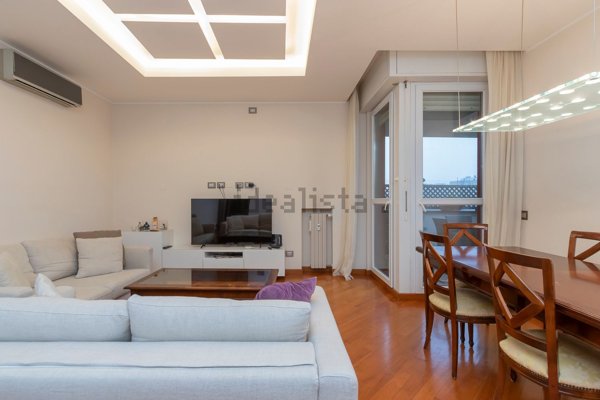 appartamento in vendita a Segrate in zona Milano San Felice