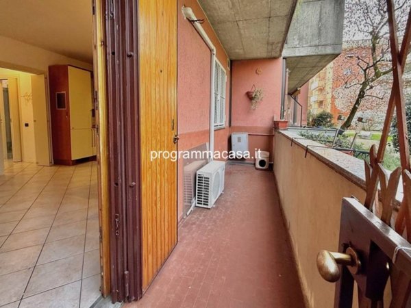 appartamento in vendita a Segrate in zona Rovagnasco