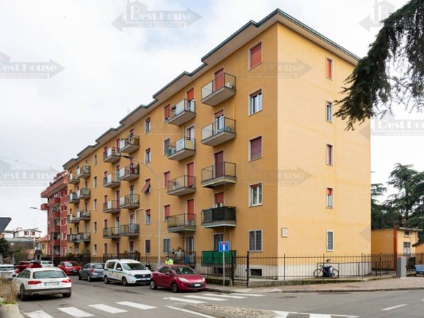 appartamento in vendita a Segrate in zona Rovagnasco