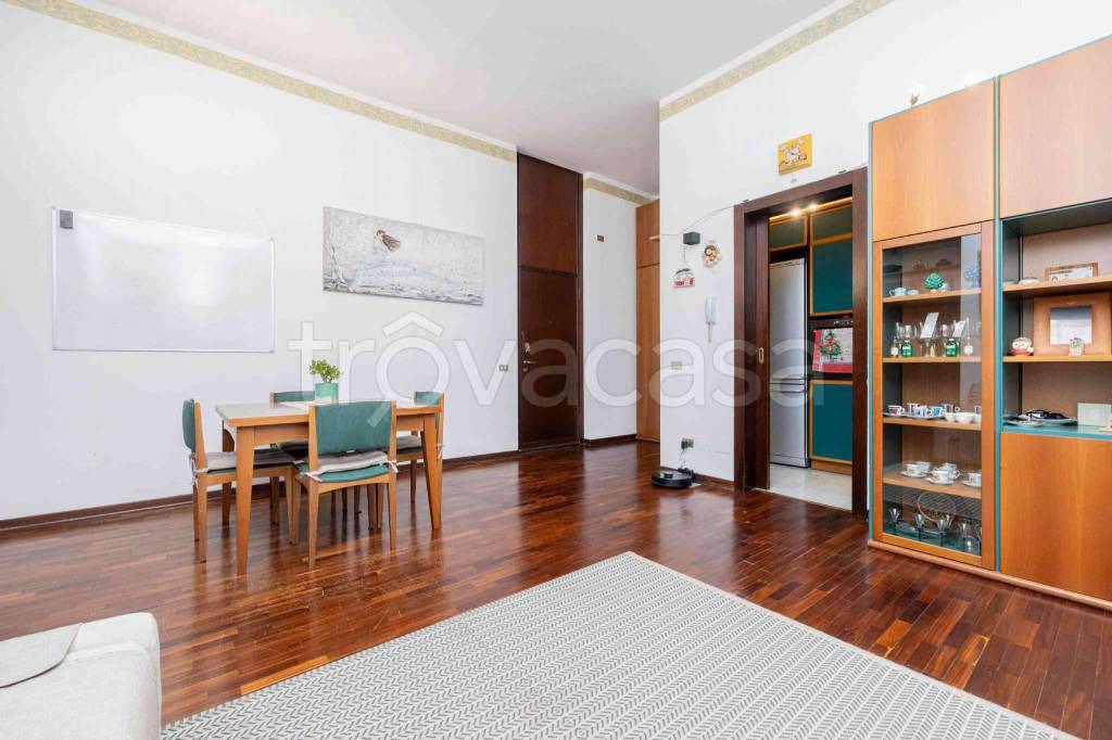 appartamento in vendita a Segrate in zona Milano 2