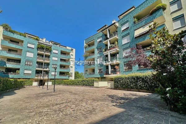 appartamento in vendita a Segrate