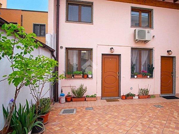 appartamento in vendita a Segrate