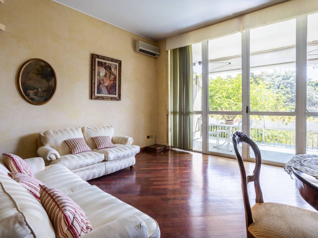 appartamento in vendita a Segrate in zona Milano 2