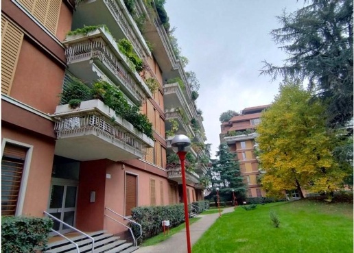 appartamento in vendita a Segrate in zona Milano 2