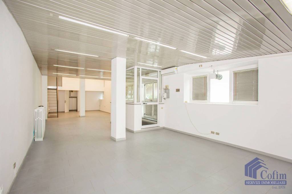 ufficio in vendita a Segrate in zona Milano San Felice