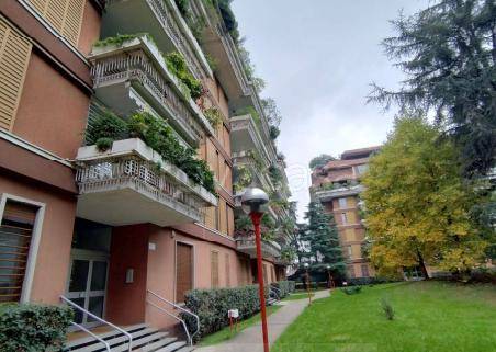 appartamento in vendita a Segrate in zona Milano 2