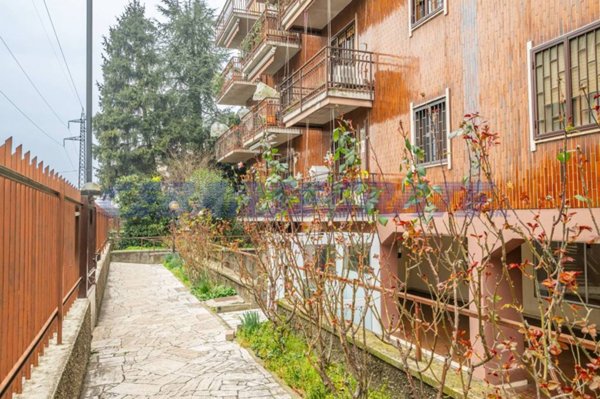appartamento in vendita a Segrate in zona Rovagnasco