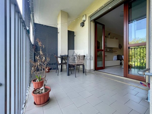 appartamento in vendita a Segrate in zona Redecesio