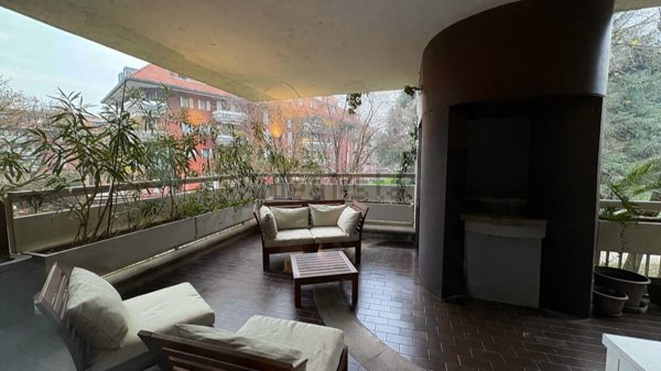 appartamento in vendita a Segrate in zona Milano 2
